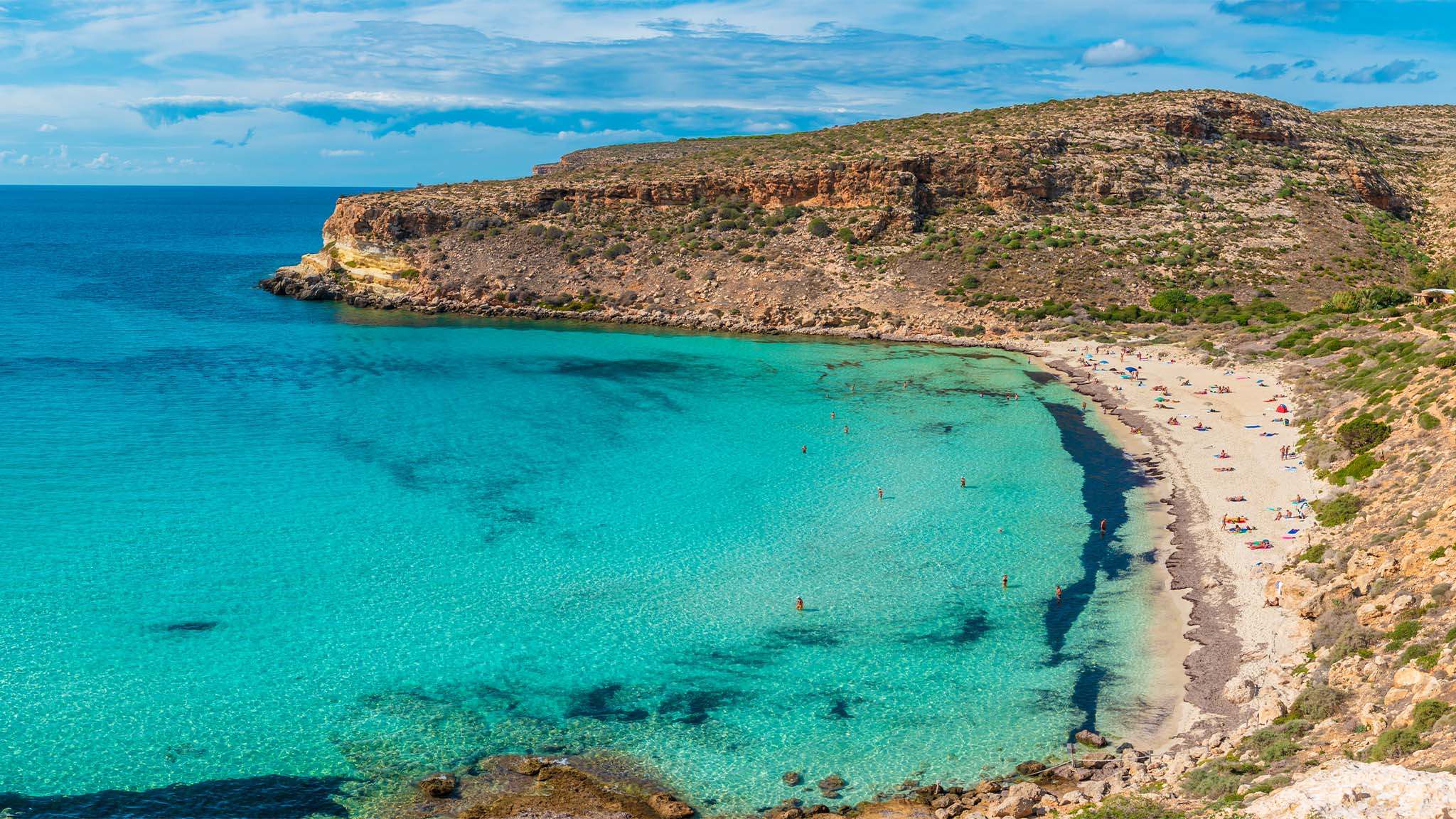 Al momento stai visualizzando La Spiaggia dei Conigli di Lampedusa è la spiaggia più bella d’Europa