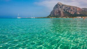 Scopri di più sull'articolo Lonely Planet elegge le spiagge più belle d’Italia. Brilla la Sicilia